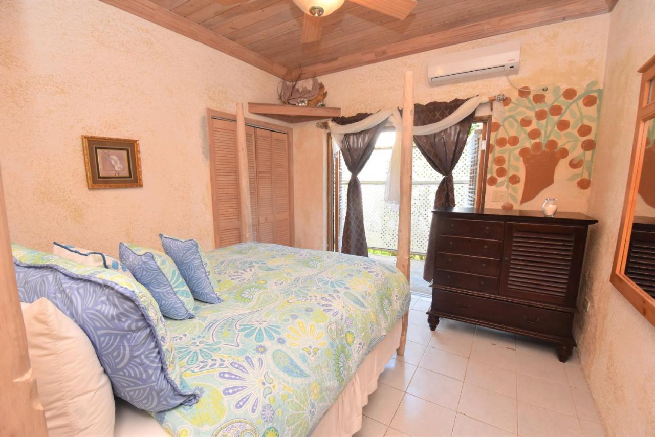 The Sugar Apple Lodging Dunmore Town Exterior foto